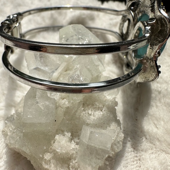 Turquoise Silver Bangle Bracelet - Picture 8 of 12